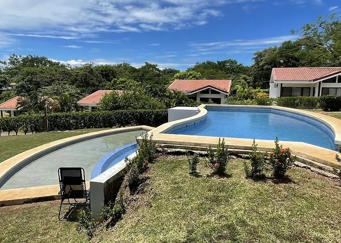 Cozy Tropical Nature And 3 Pools Villa