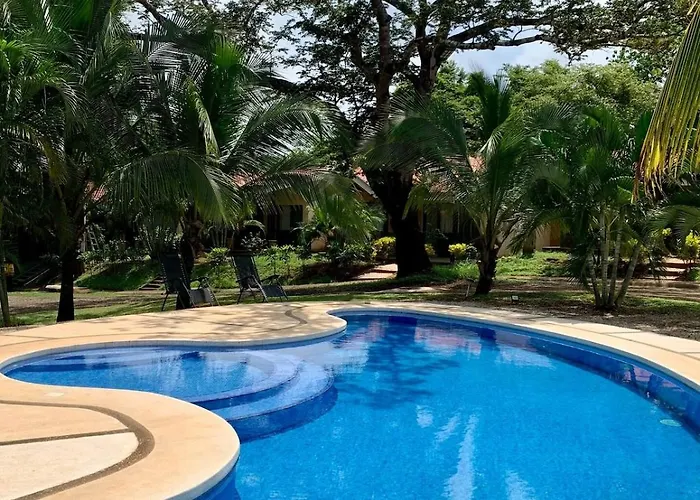 Cozy Tropical Nature And 3 Pools Villa